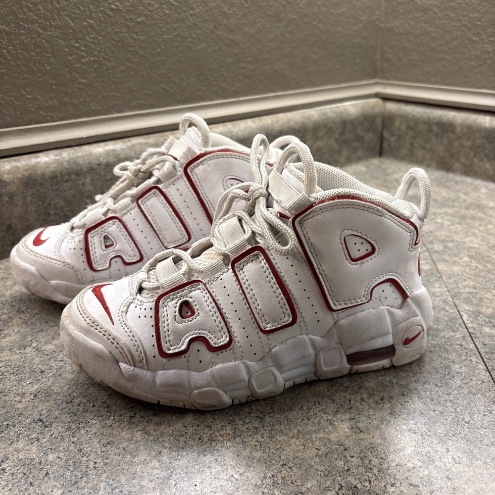 Nike Air Max More Uptempo GS Size 13.5C Boys White Varsity Red Athletic Sneakers